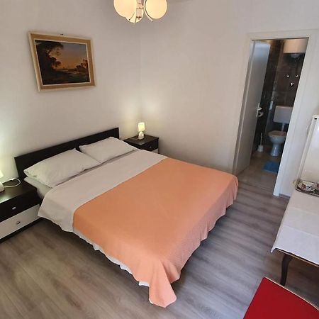 Double Rooms With Terrace Tomica باشْكا المظهر الخارجي الصورة