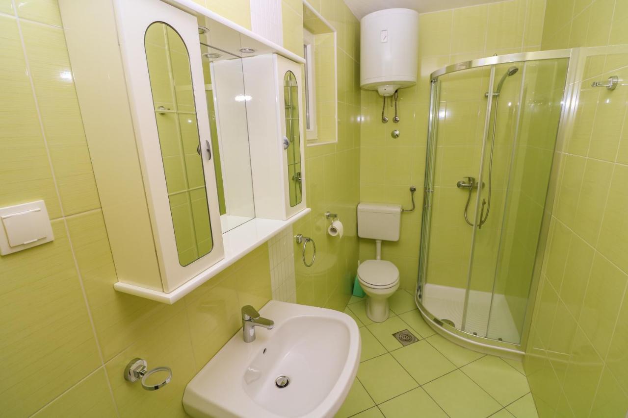 Double Rooms With Terrace Tomica باشْكا المظهر الخارجي الصورة