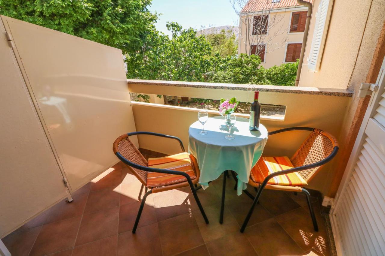 Double Rooms With Terrace Tomica باشْكا المظهر الخارجي الصورة
