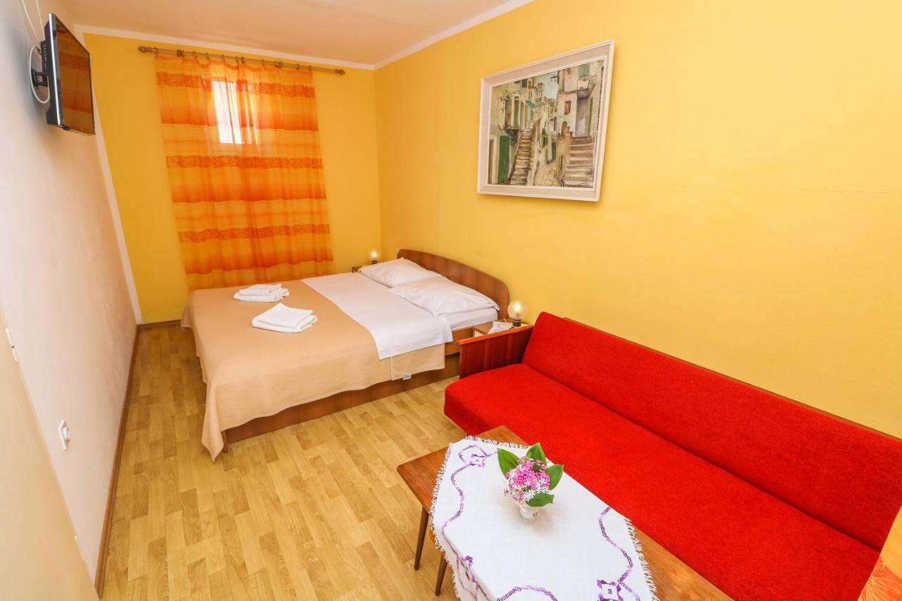 Double Rooms With Terrace Tomica باشْكا المظهر الخارجي الصورة
