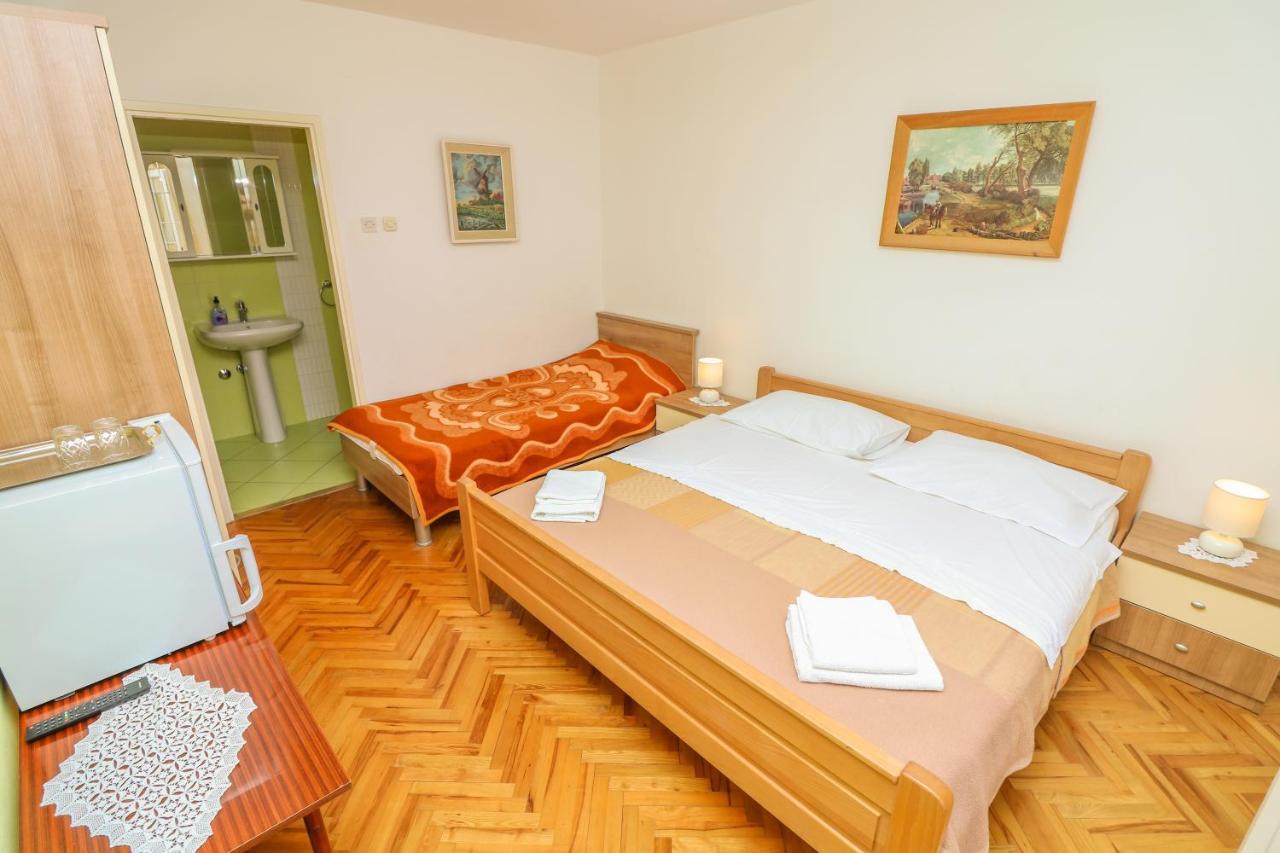 Double Rooms With Terrace Tomica باشْكا المظهر الخارجي الصورة